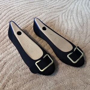 Elegant Black Buckle Flats
